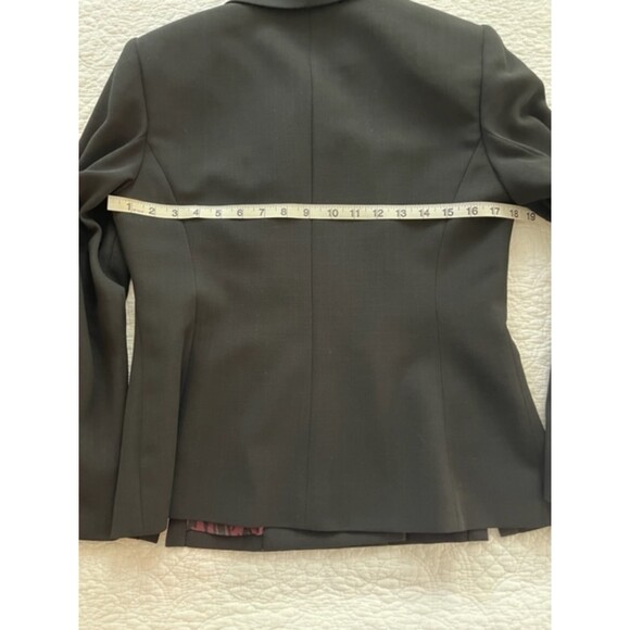 Kasper Black Pant Suit, size 6P - Picture 4 of 8
